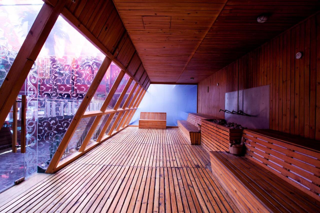 108 Hotel By Him Jakarta Kültér fotó